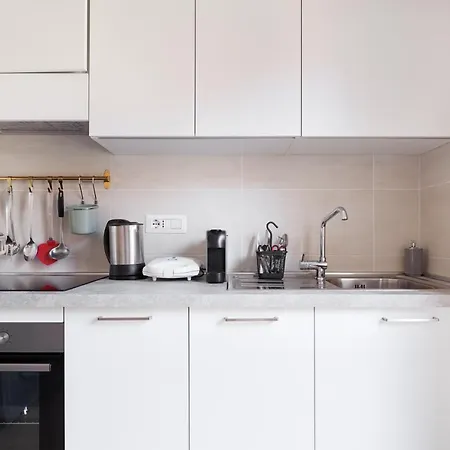 Appartement Elegant Flat In Milan, Wi-fi E Netflix! *