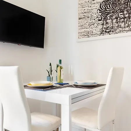 Appartement Elegant Flat In Milan, Wi-fi E Netflix!